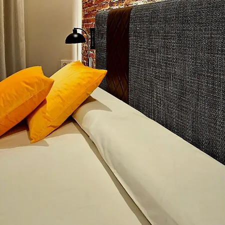 Hotel Cousin Automatizado
