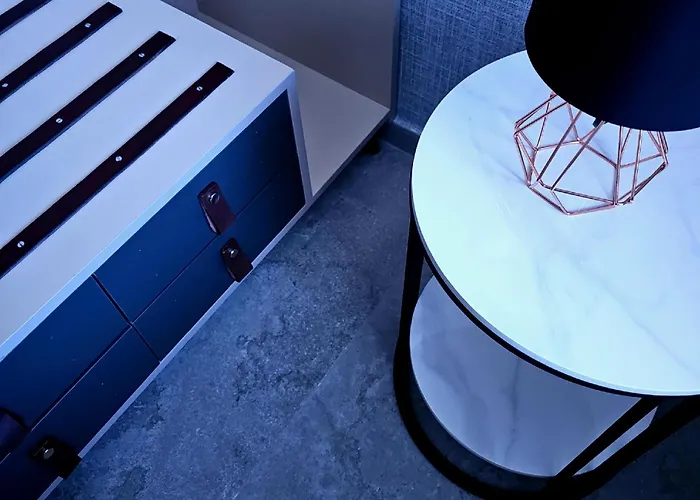 Cousin Automatizado Hotel *