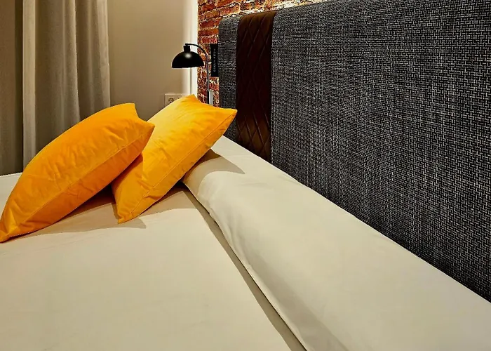 Hotel Cousin Automatizado